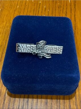 Silver Cowboy Boot Tie Clip - Textured Bar
